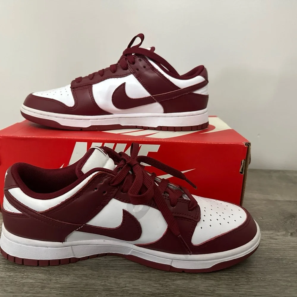 Nike Dunk Low Team Red 2022 Style # DD1391-601 Size 9 FAST SHIPPING